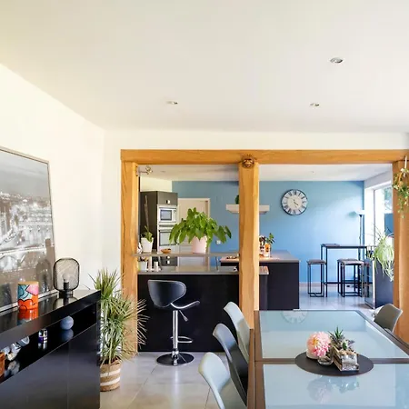 Chene Bed & Breakfast 3*
